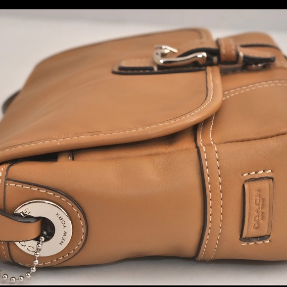 Authentic COACH Vintage Shoulder Cross Body Bag Purse Leather - Picture 6 of 9